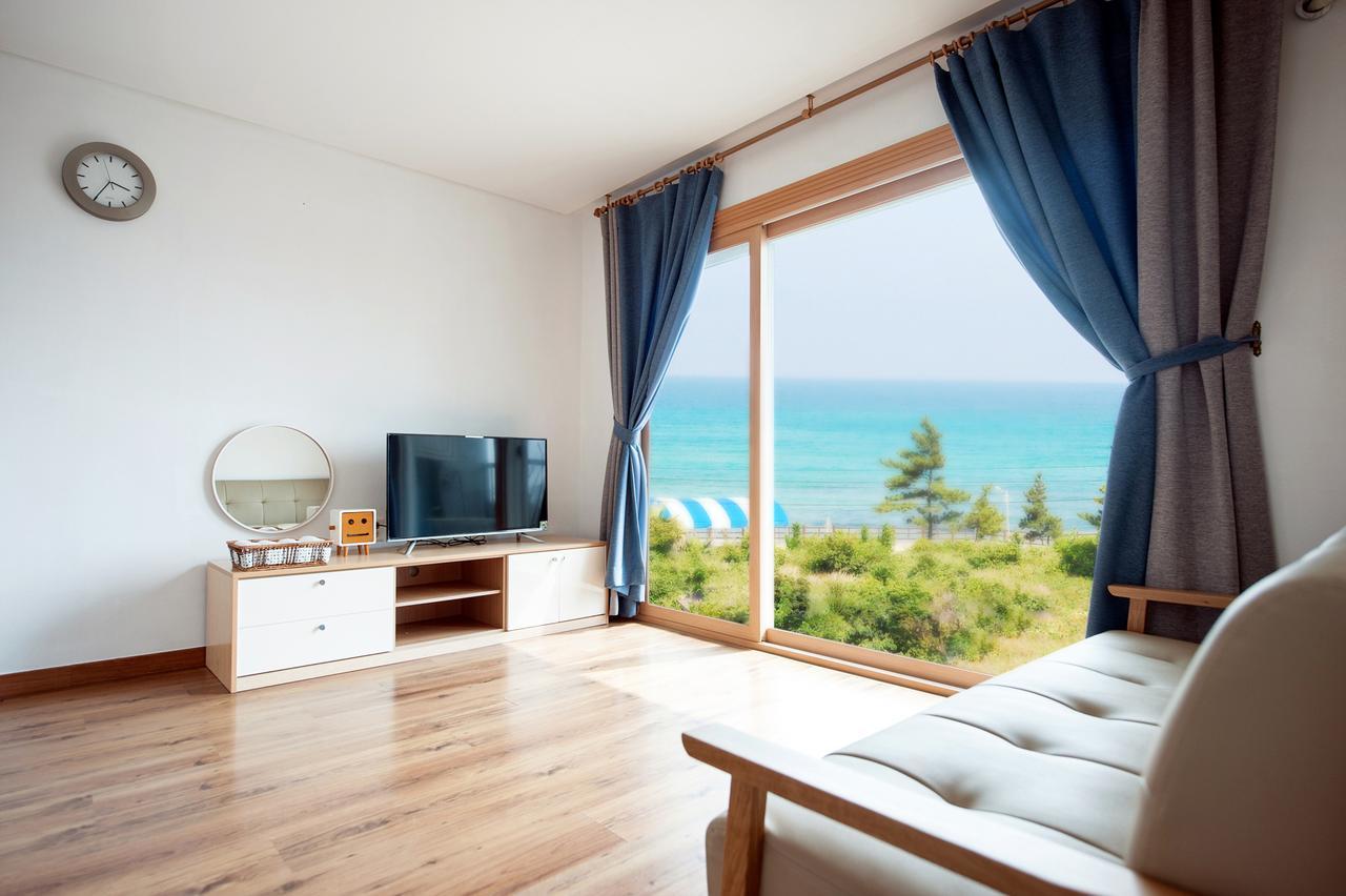 Jeju Sullem Pension Exteriör bild