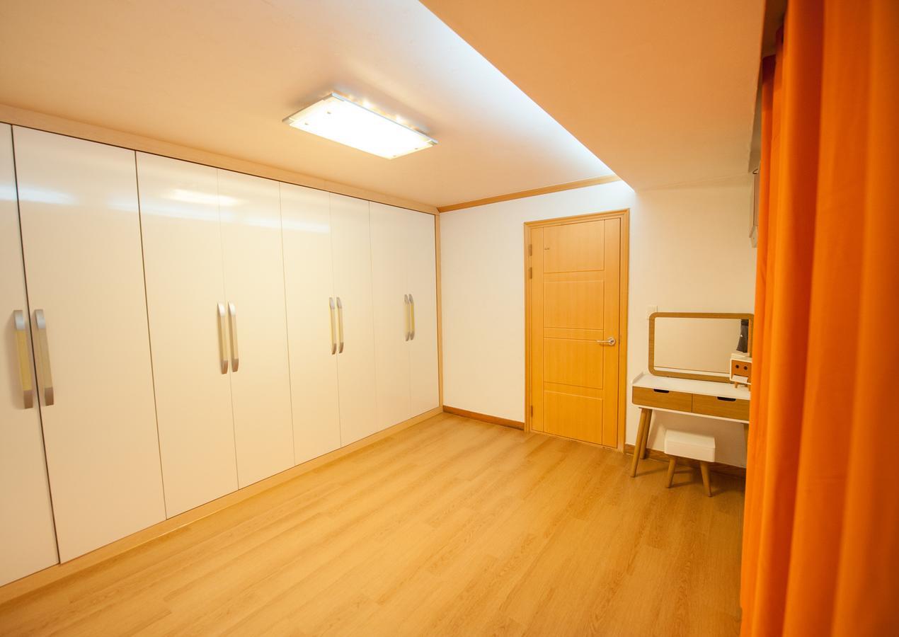 Jeju Sullem Pension Exteriör bild