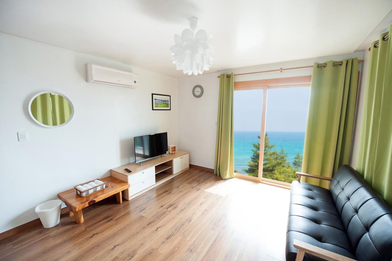 Jeju Sullem Pension Exteriör bild